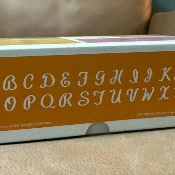 Singer Monogrammer No.171256 For Slant-Needle Zig-Zag Sewing Machines Series 750 - Picture 5 of 5